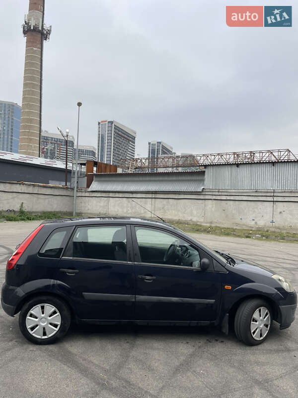 Хетчбек Ford Fiesta 2007 в Києві фото 5 Хетчбек Ford Fiesta 2007 в Києві