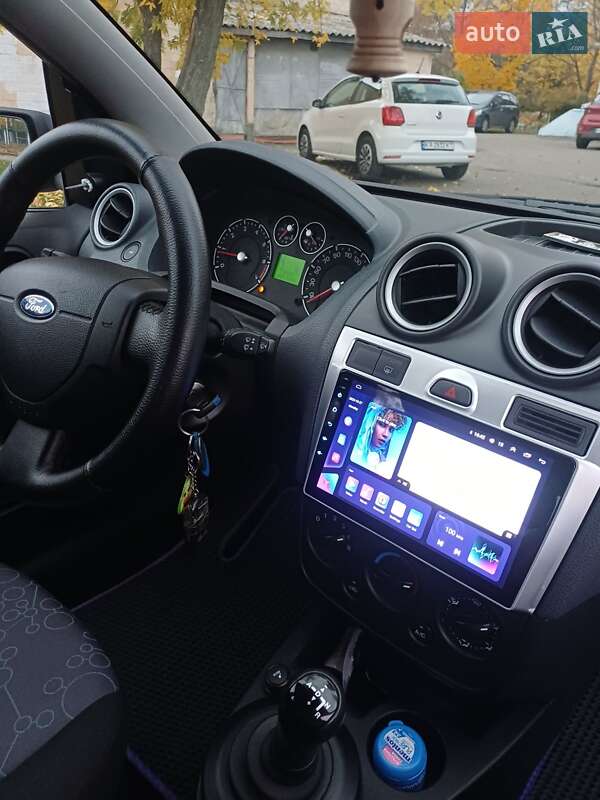 Хетчбек Ford Fiesta 2007 в Києві