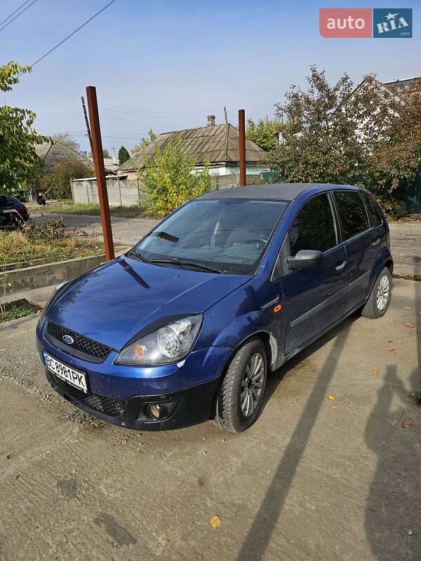 Хэтчбек Ford Fiesta 2008 в Запорожье