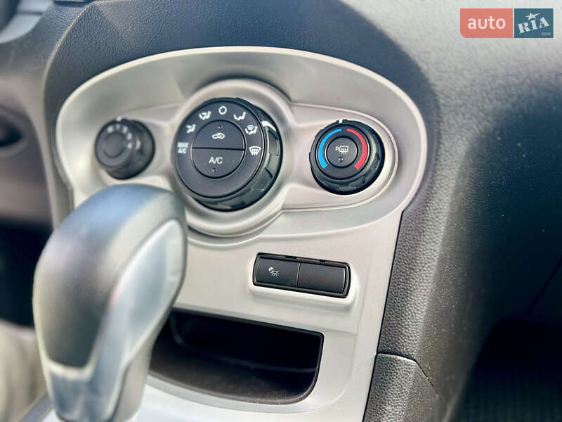 Седан Ford Fiesta 2016 в Києві фото 27 Седан Ford Fiesta 2016 в Києві