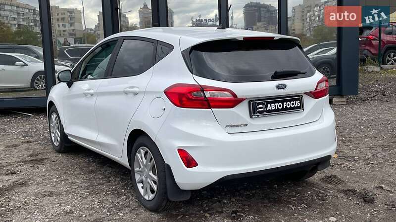 Хэтчбек Ford Fiesta 2018 в Киеве