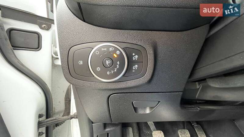 Хэтчбек Ford Fiesta 2018 в Киеве