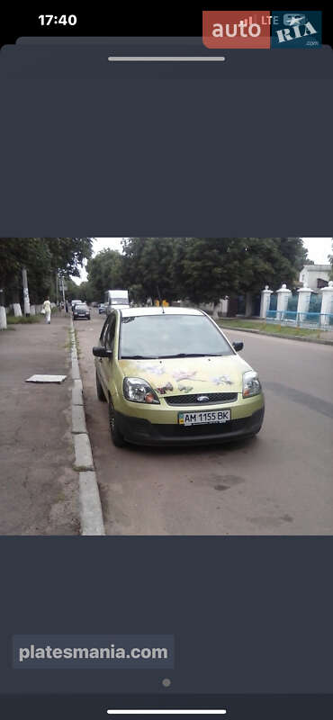 Хетчбек Ford Fiesta 2006 в Рівному фото 2 Хетчбек Ford Fiesta 2006 в Рівному