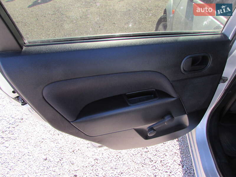Хэтчбек Ford Fiesta 2008 в Кропивницком фото 10 Хэтчбек Ford Fiesta 2008 в Кропивницком