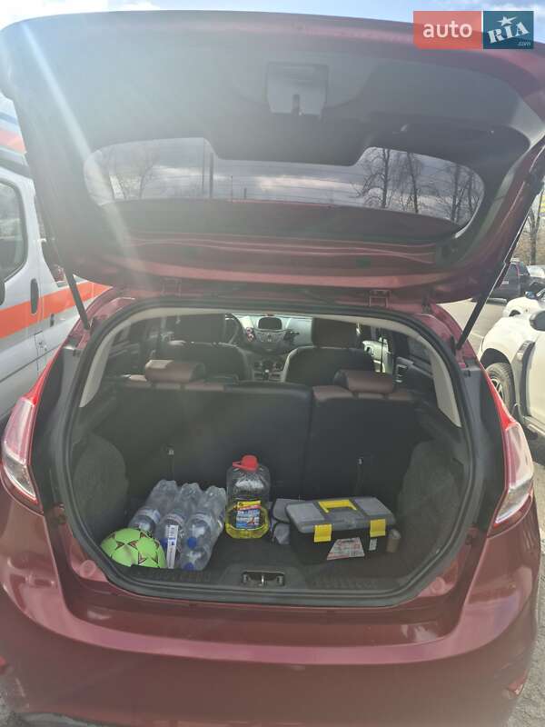 Хэтчбек Ford Fiesta 2013 в Харькове фото 6 Хэтчбек Ford Fiesta 2013 в Харькове