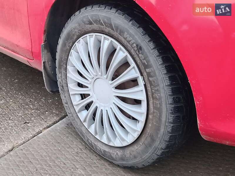 Хэтчбек Ford Fiesta 2012 в Харькове фото 7 Хэтчбек Ford Fiesta 2012 в Харькове