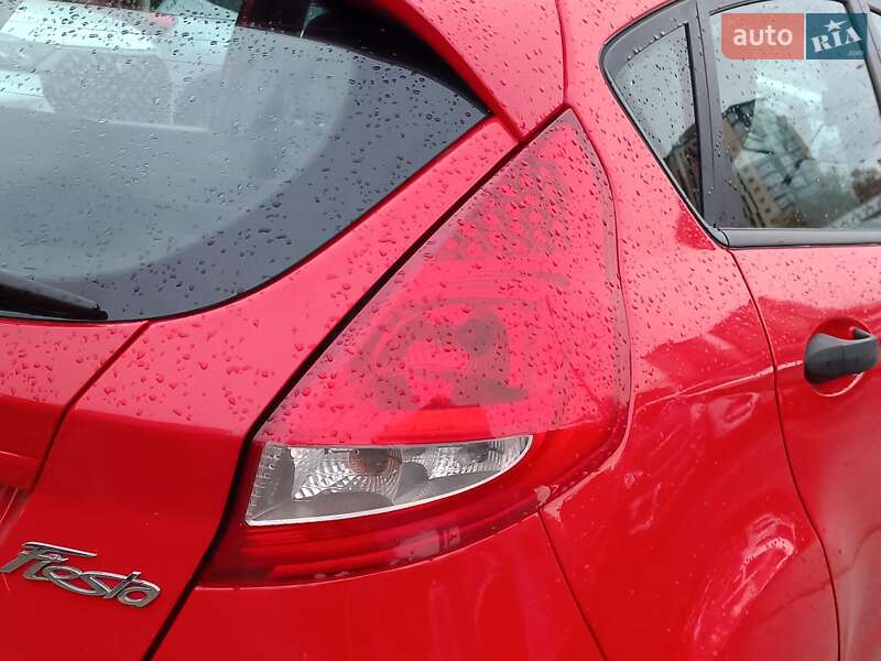 Хэтчбек Ford Fiesta 2012 в Харькове фото 12 Хэтчбек Ford Fiesta 2012 в Харькове