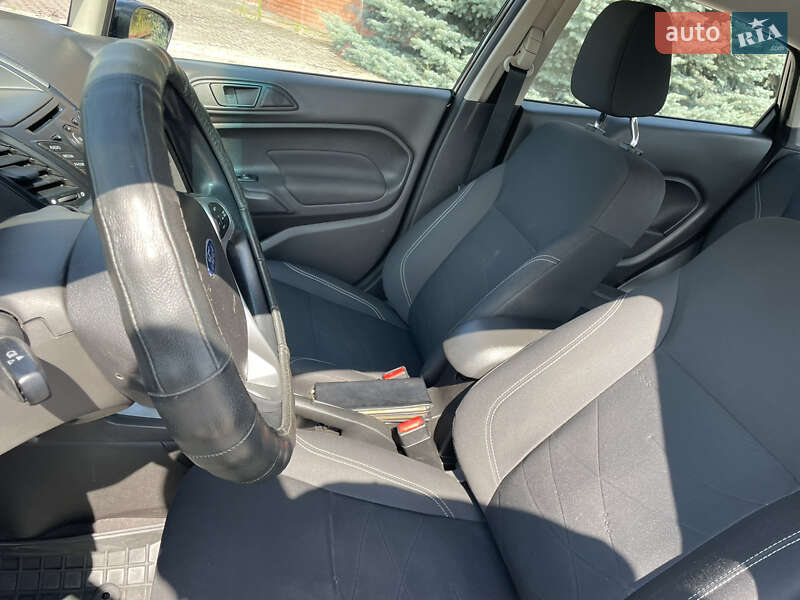 Седан Ford Fiesta 2018 в Каменском фото 18 Седан Ford Fiesta 2018 в Каменском