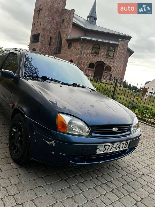 Хетчбек Ford Fiesta 2001 в Львові