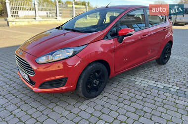 Хэтчбек Ford Fiesta 2016 в Снятине