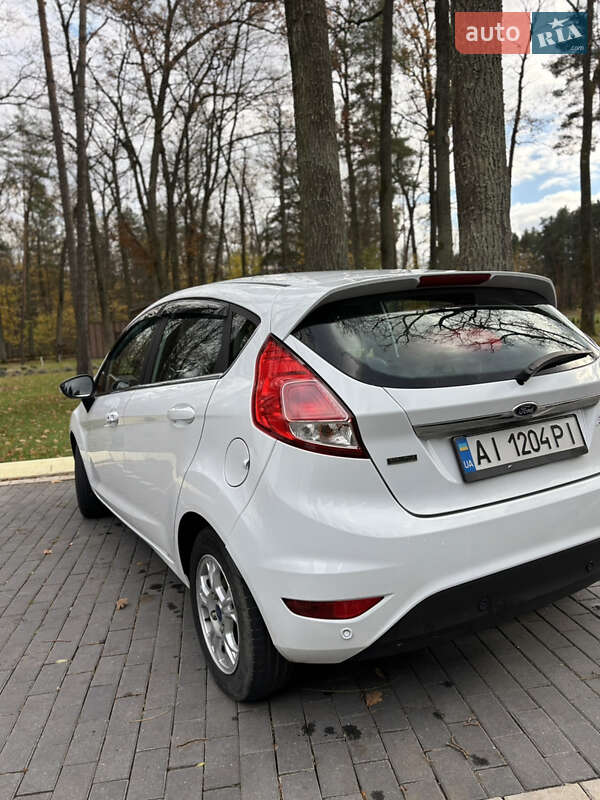 Хетчбек Ford Fiesta 2013 в Шепетівці фото 4 Хетчбек Ford Fiesta 2013 в Шепетівці