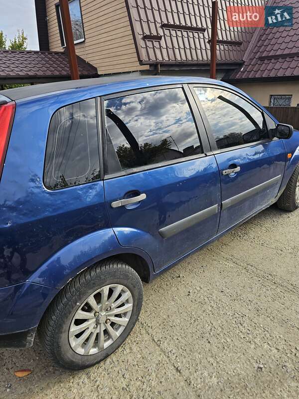 Хэтчбек Ford Fiesta 2008 в Запорожье