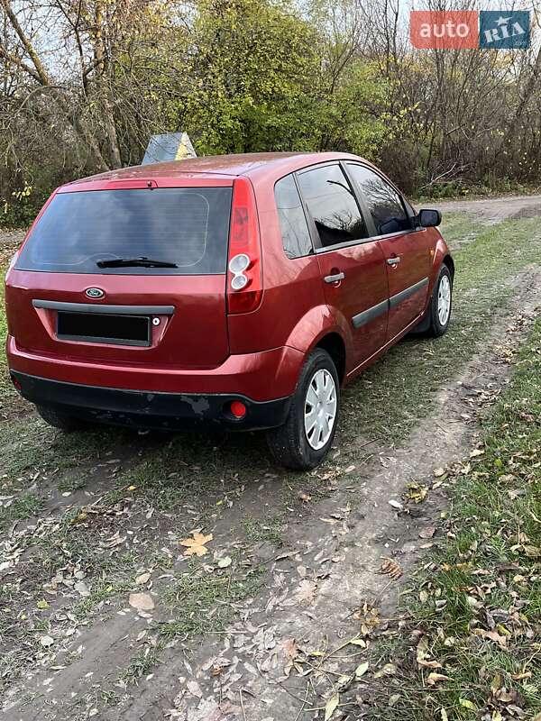 Хэтчбек Ford Fiesta 2008 в Лановцах