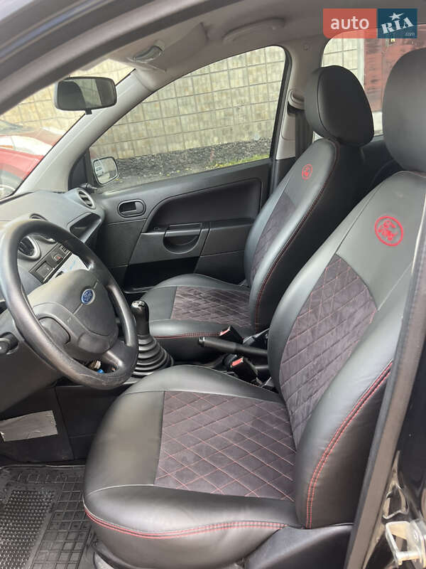 Хэтчбек Ford Fiesta 2008 в Виннице фото 12 Хэтчбек Ford Fiesta 2008 в Виннице