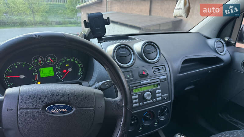 Хэтчбек Ford Fiesta 2007 в Киеве фото 11 Хэтчбек Ford Fiesta 2007 в Киеве