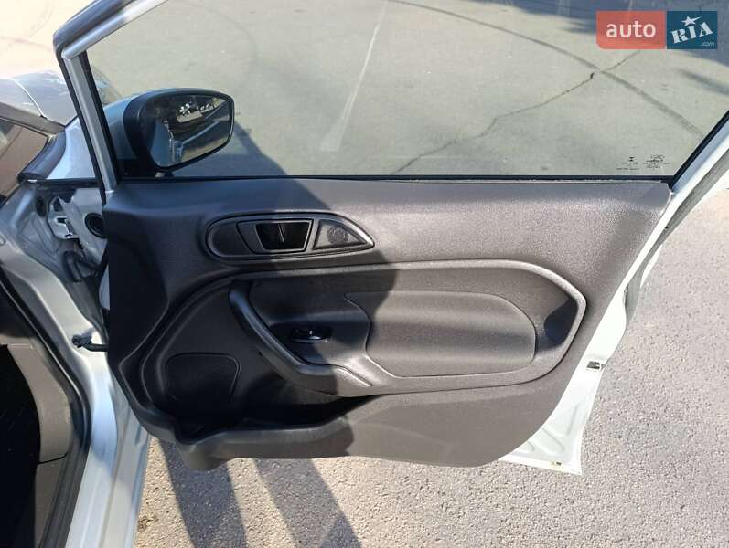 Хэтчбек Ford Fiesta 2018 в Ровно