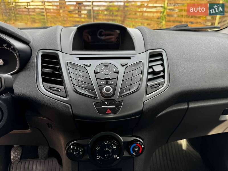 Хэтчбек Ford Fiesta 2017 в Киеве фото 16 Хэтчбек Ford Fiesta 2017 в Киеве