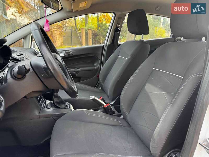 Хэтчбек Ford Fiesta 2017 в Киеве фото 21 Хэтчбек Ford Fiesta 2017 в Киеве