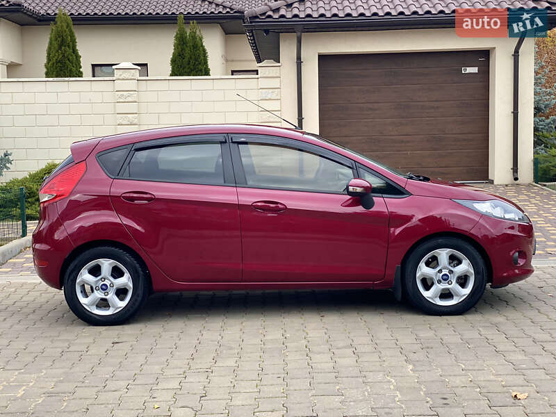 Хэтчбек Ford Fiesta 2011 в Одессе фото 13 Хэтчбек Ford Fiesta 2011 в Одессе