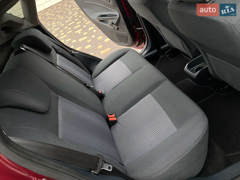 Хэтчбек Ford Fiesta 2011 в Одессе фото 76 Хэтчбек Ford Fiesta 2011 в Одессе