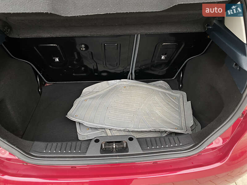 Хэтчбек Ford Fiesta 2011 в Одессе фото 90 Хэтчбек Ford Fiesta 2011 в Одессе