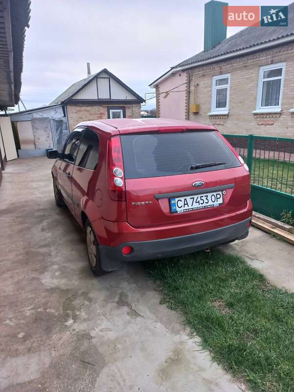 Хэтчбек Ford Fiesta 2006 в Черкассах фото 2 Хэтчбек Ford Fiesta 2006 в Черкассах