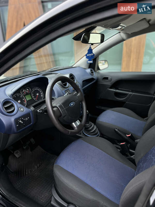 Хетчбек Ford Fiesta 2008 в Луцьку фото 45 Хетчбек Ford Fiesta 2008 в Луцьку