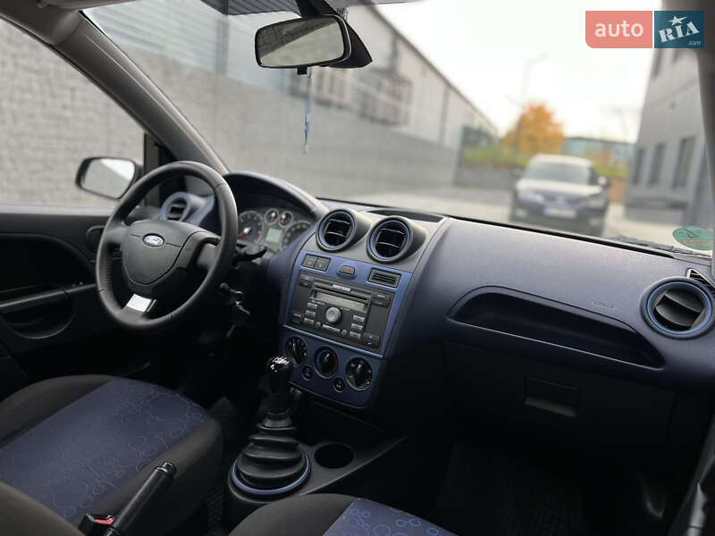 Хетчбек Ford Fiesta 2008 в Луцьку фото 54 Хетчбек Ford Fiesta 2008 в Луцьку