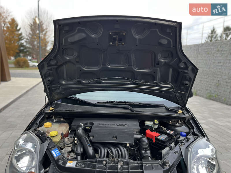 Хетчбек Ford Fiesta 2008 в Луцьку фото 73 Хетчбек Ford Fiesta 2008 в Луцьку