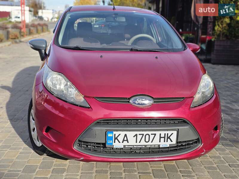 Хетчбек Ford Fiesta 2010 в Києві фото 5 Хетчбек Ford Fiesta 2010 в Києві