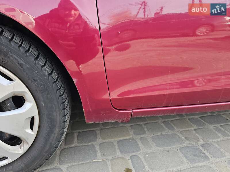 Хетчбек Ford Fiesta 2010 в Києві фото 20 Хетчбек Ford Fiesta 2010 в Києві