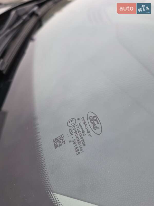 Хэтчбек Ford Fiesta 2015 в Ирпене