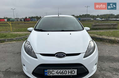 Хэтчбек Ford Fiesta 2012 в Львове