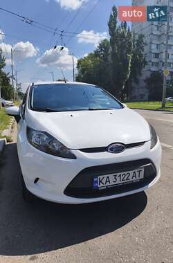 Хэтчбек Ford Fiesta 2012 в Киеве