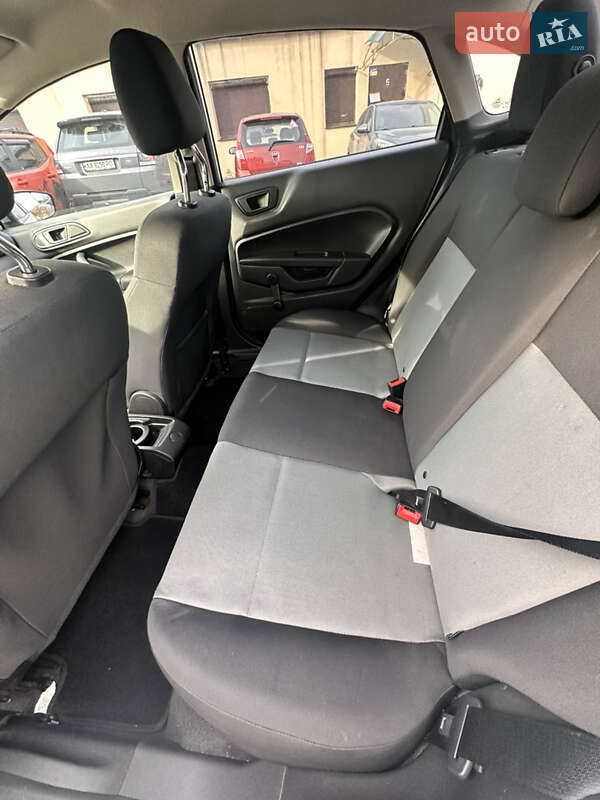 Седан Ford Fiesta 2018 в Києві фото 8 Седан Ford Fiesta 2018 в Києві