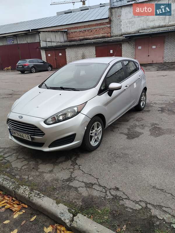 Хетчбек Ford Fiesta 2018 в Житомирі