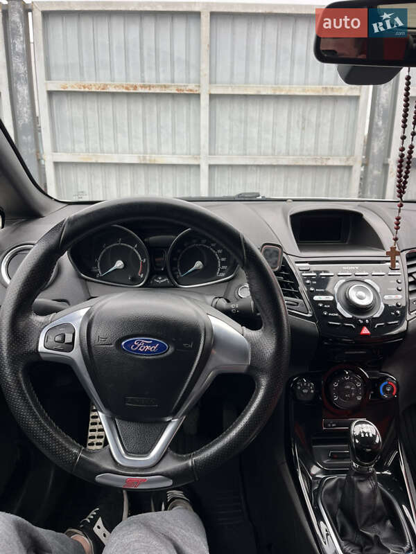 Хетчбек Ford Fiesta 2014 в Львові фото 10 Хетчбек Ford Fiesta 2014 в Львові