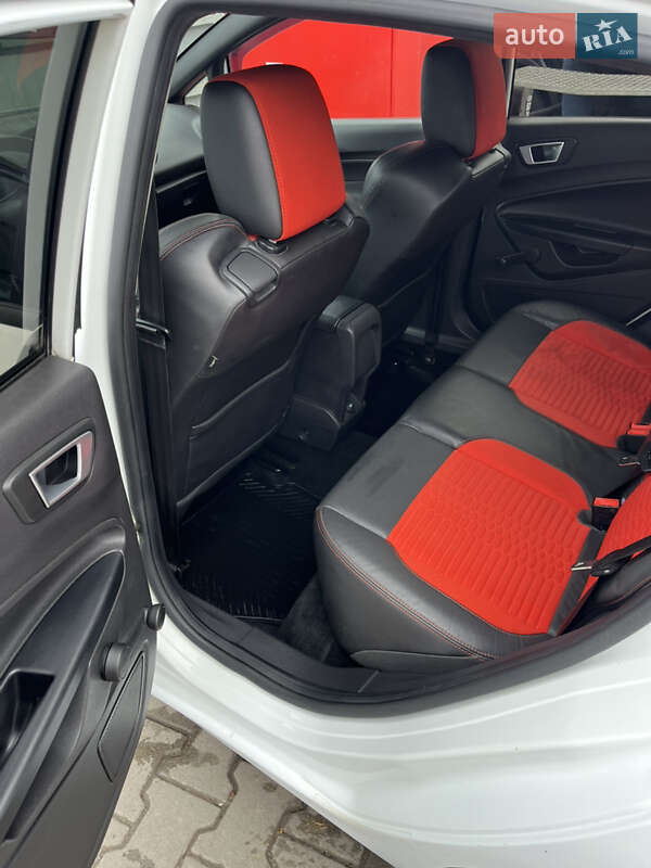 Хетчбек Ford Fiesta 2014 в Львові фото 14 Хетчбек Ford Fiesta 2014 в Львові
