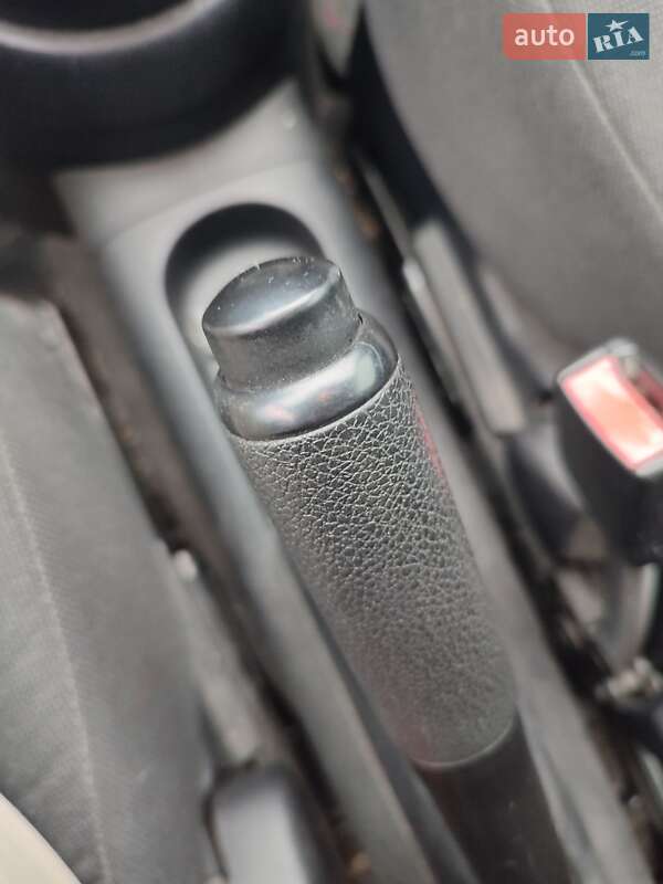 Хэтчбек Ford Fiesta 2008 в Киеве