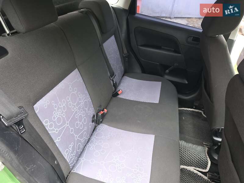 Хетчбек Ford Fiesta 2008 в Києві фото 14 Хетчбек Ford Fiesta 2008 в Києві