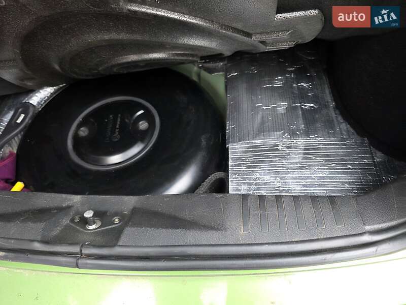 Хетчбек Ford Fiesta 2008 в Києві фото 24 Хетчбек Ford Fiesta 2008 в Києві