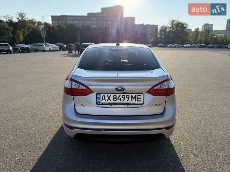 Седан Ford Fiesta 2017 в Харькове