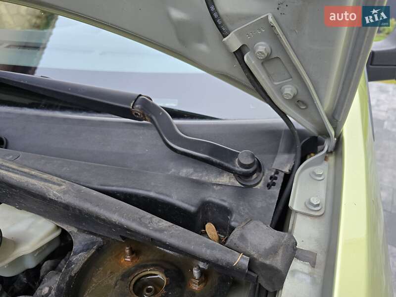 Хетчбек Ford Fiesta 2006 в Івано-Франківську фото 28 Хетчбек Ford Fiesta 2006 в Івано-Франківську