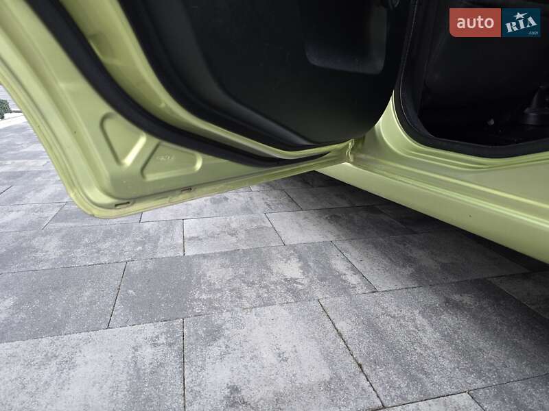 Хетчбек Ford Fiesta 2006 в Івано-Франківську фото 38 Хетчбек Ford Fiesta 2006 в Івано-Франківську