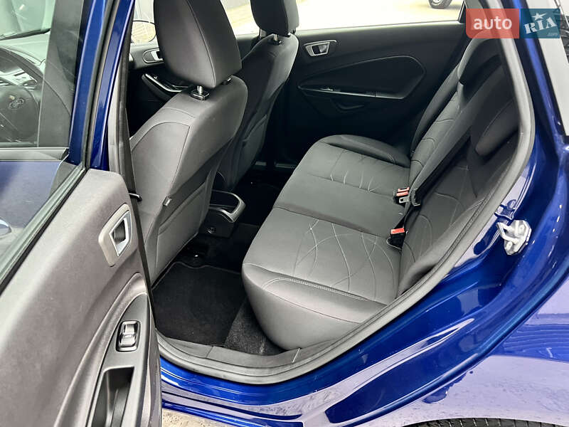 Хэтчбек Ford Fiesta 2016 в Киеве фото 48 Хэтчбек Ford Fiesta 2016 в Киеве