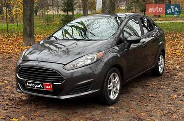 Седан Ford Fiesta 2017 в Киеве