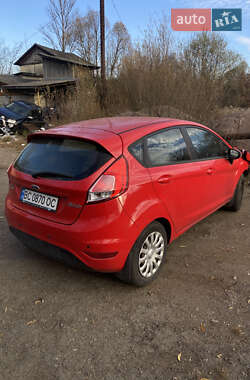 Хэтчбек Ford Fiesta 2013 в Долине
