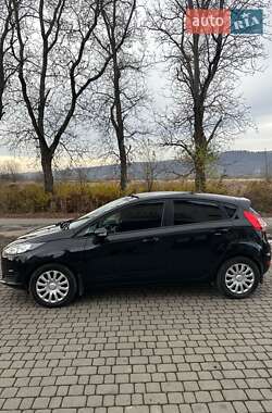 Хэтчбек Ford Fiesta 2013 в Хусте
