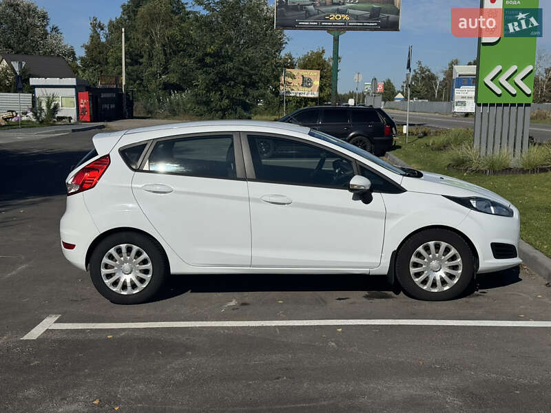Хэтчбек Ford Fiesta 2017 в Буче