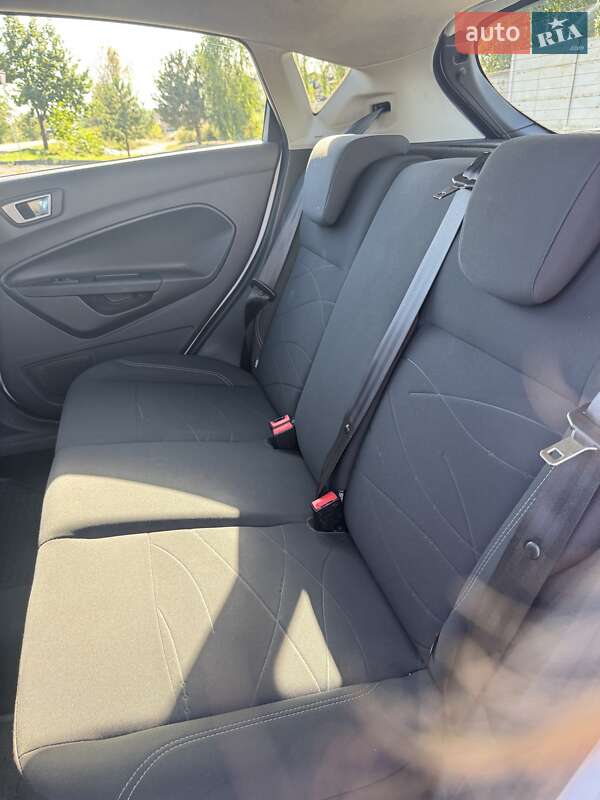 Хэтчбек Ford Fiesta 2017 в Буче